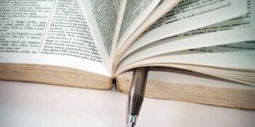 Digtionary Meaning, Mistakes & Modern Use