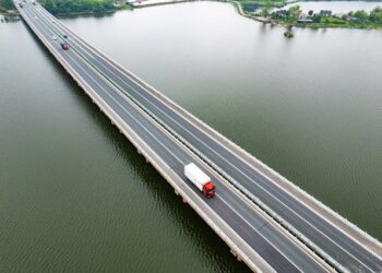 How to Solve Max Moment of Truck Across Bridge