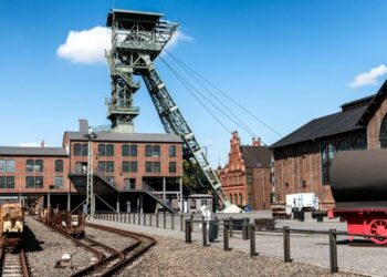Unsafe Graphite Mining in Sri Lanka and China Hidden Costs